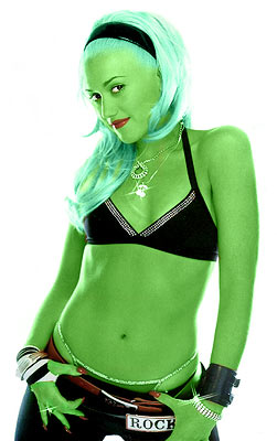   gwen stefani transformed into an Orion Slave Girl (green skinned women of Star Trek)