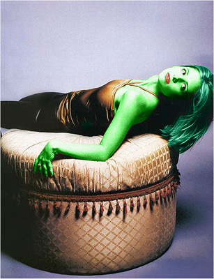Sarah Michele Gellar  transformed into an Orion Slave Girl (green skinned women of Star Trek)