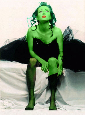 Shannen Doherty  transformed into an Orion Slave Girl (green skinned women of Star Trek)